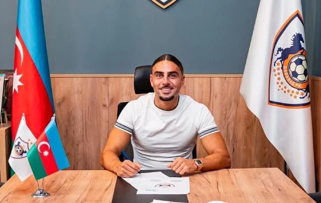 Qarabağ 8-ci transferi rəsmən açıqladı