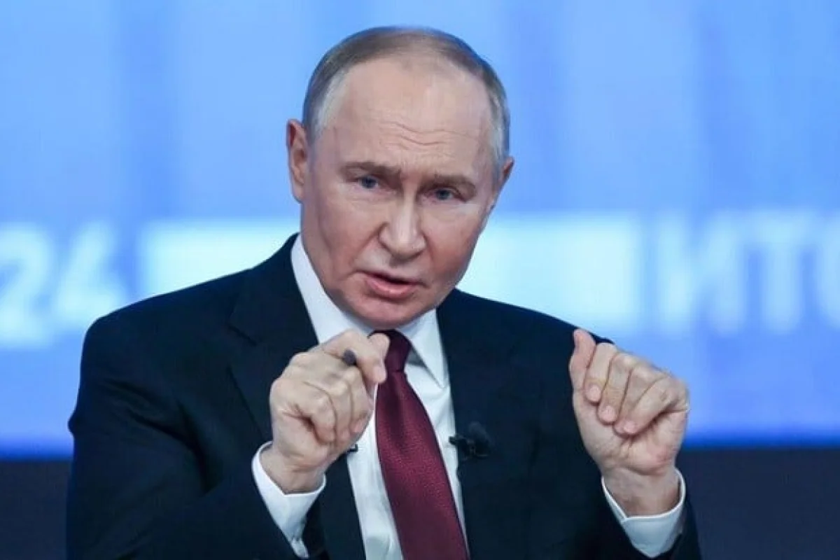 Putin Zelenski ilə Moskvada görüşə çağırıb