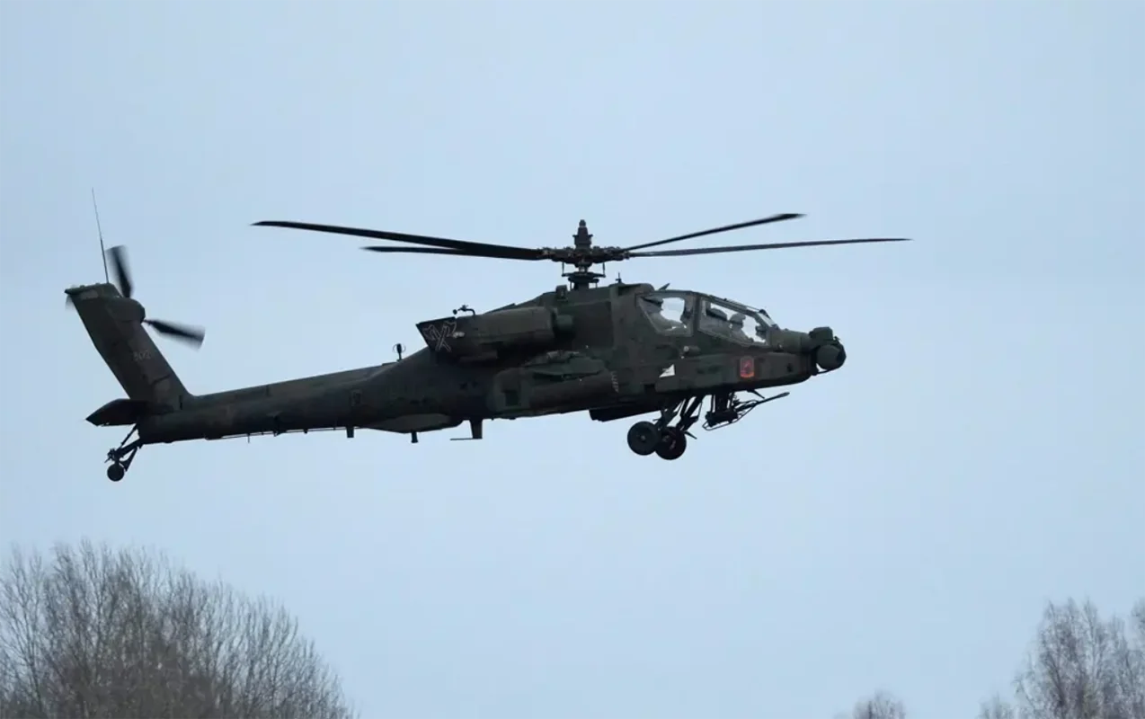 AH-64 Apache qəzası Hörmüz boğazında — nə baş verir?