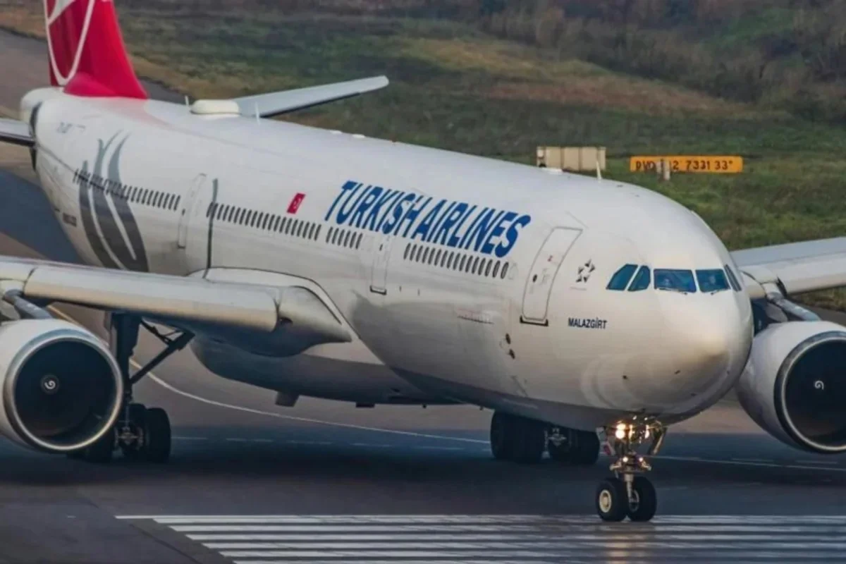 Türk Hava Yolları təyyarəsi Katmanduda alovlandı